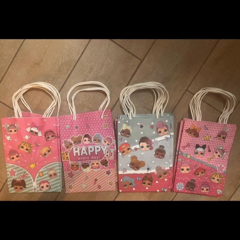 LOL SURPRISE medium size gift bags (16)